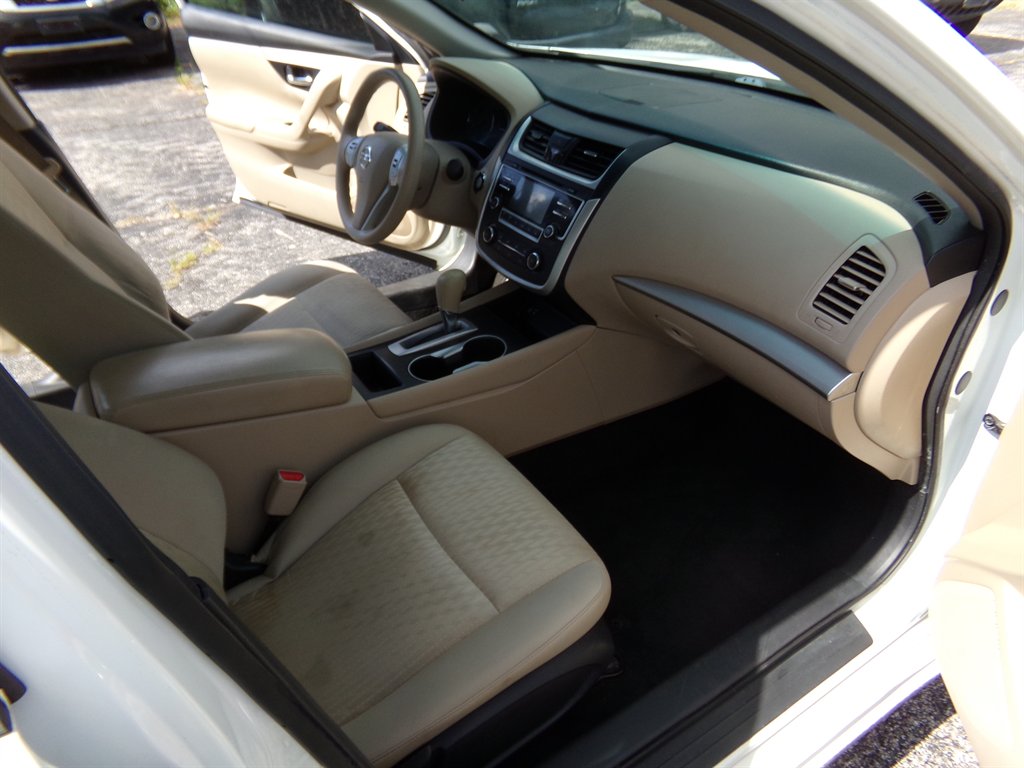 2016 Nissan Altima S - Photo 15