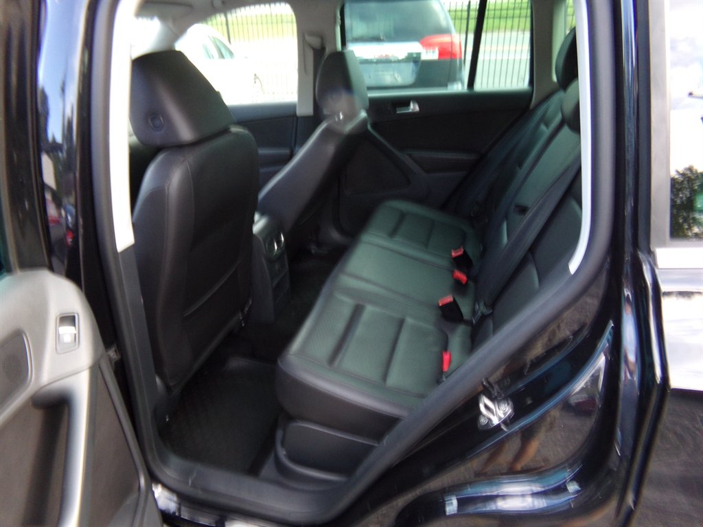 2017 Volkswagen Tiguan Wolfsburg Edition - Photo 10